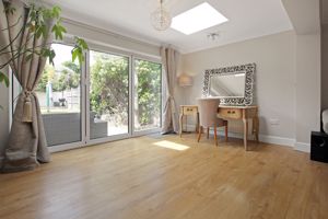 Photo 17- click for photo gallery